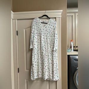 Flowy Midi Printed Dress w/ pockets!
